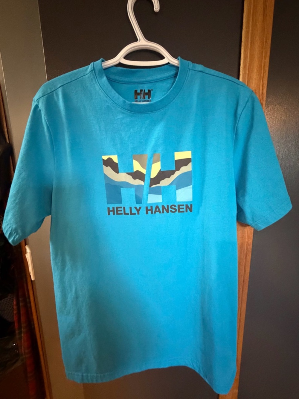 Helly Hansen Men’s Bright Teal Logo Tee with Camo Accent